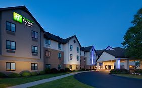 Holiday Inn Express&Suites Bradley Airport Windsor Locks Exterior photo