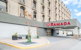 Hotel Ramada By Wyndham Saskatoon Exterior photo