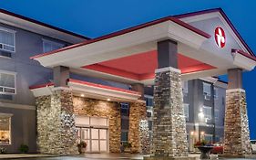 Hotel Ramada By Wyndham Moose Jaw Exterior photo