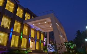 Hotel Club Emerald Mumbai Exterior photo