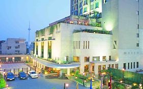 Hotel City Park Neu-Delhi Exterior photo