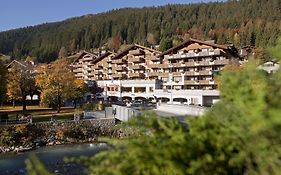 Silvretta Parkhotel Klosters-Serneus Exterior photo