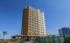 Hampton Inn & Suites By Hilton Puebla Exterior photo