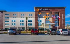 La Quinta Inn & Suites By Wyndham Galveston West Seawall Exterior photo