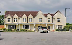 The Gables Hotel, Birmingham Airport Bickenhill Exterior photo