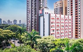 Hotel Ibis Maringá Exterior photo