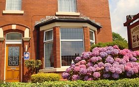 Wendover Guest House Bolton Exterior photo