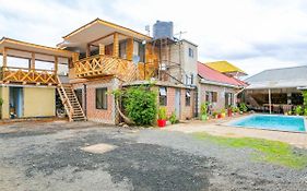 Arusha Safari Hostel Exterior photo