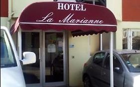 Hotel La Marianne Saint-Denis Exterior photo