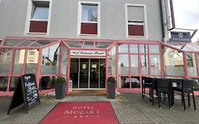 Hotel Mozart Traunreut Exterior photo