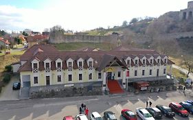 Hotel Hradna Brana Pressburg Exterior photo