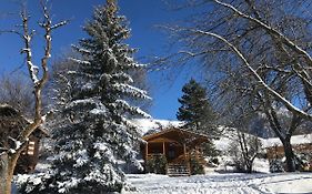 Camping, Hotel De Plein Air Les Cariamas Chateauroux-les-Alpes Exterior photo