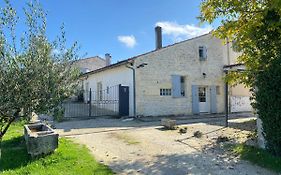 Ferienwohnung Domaine De La Laigne - Spa Asnières-la-Giraud Exterior photo