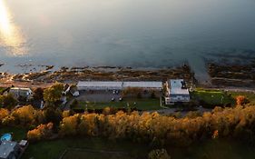 Hotel Auberge sur Mer Notre-Dame-du-Portage Exterior photo