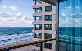 Okeanos Suites Herzliya Hotel by Herbert Samuel Exterior photo