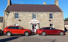 Aberdeen Arms Hotel Tarland Exterior photo