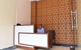 Hotel Chandra Royal Residency Vellore Exterior photo