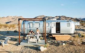 Hotel Autocamp Joshua Tree Exterior photo