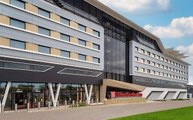 Hilton Garden Inn Silverstone Towcester Exterior photo