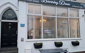 Bed and Breakfast Beverley Dean - Children Over 5 Years Welcome - Continental Breakfast Blackpool Exterior photo