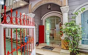 Hotel RedDoorz near Grand Palladium Medan Exterior photo