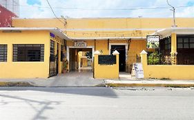 Hotel Oyo Posada Espinosa, Merida, Parque De Santa Ana Exterior photo