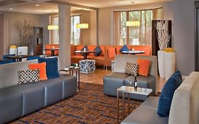 Hotel Courtyard By Marriott Frederick Restaurant photo