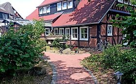 Ferien- und Reitsport Hotel Brunnenhof Suhlendorf Exterior photo