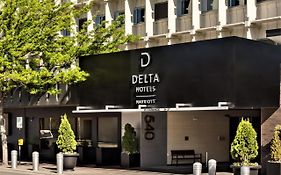 Delta Hotels By Marriott Kamloops Exterior photo