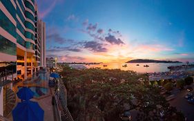 Hotel Le Meridien Kota Kinabalu Exterior photo