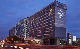 Delta Hotels By Marriott Toronto Airport & Conference Centre Exterior photo