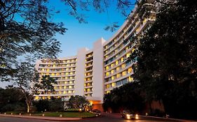 Marriott Executive Apartment - Lakeside Chalet, Mumbai Exterior photo