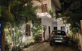 White Shore Beach Homestay Alappuzha Exterior photo