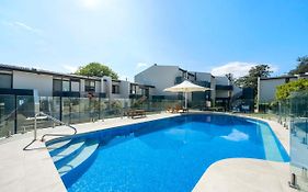 Manuka Park Serviced Apartments Canberra Exterior photo