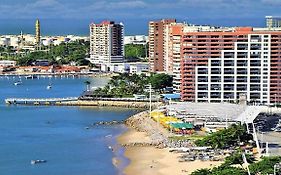 Seaflats Iate Plaza Hotel Fortaleza  Exterior photo