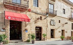 Hotel Nh Collection Caceres Palacio De Oquendo Exterior photo