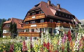 Hotel Zartenbach B&B Hinterzarten Exterior photo