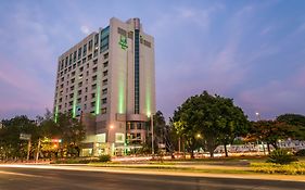 Holiday Inn Guadalajara Select, An Ihg Hotel Exterior photo