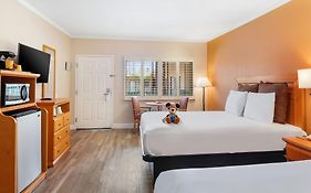 Anaheim Islander Inn&Suites Exterior photo