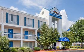 Hotel Baymont By Wyndham Peoria Exterior photo