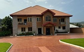 Matkay 3 Bedroom House Oyibi Exterior photo