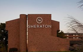 Sheraton Grand Rapids Airport Hotel Exterior photo