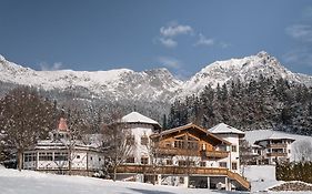 Hotel Leitenhof SUPERIOR Scheffau am Wilden Kaiser Exterior photo