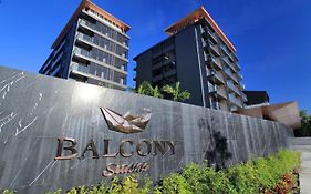 Balcony Seaside Sriracha Hotel & Serviced Apartments Si Racha Exterior photo