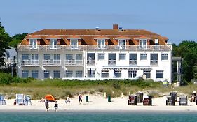 Strandhotel Dünenhaus Juliusruh Exterior photo