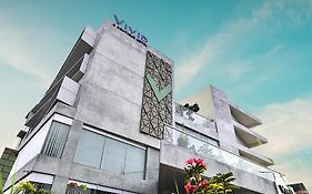 Vivid A Boutique Hotel Tiruchirappalli Exterior photo