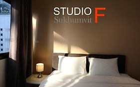 Hotel Studio F Sukhumvit Bangkok Exterior photo