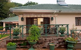 Bed and Breakfast 12 Fleetwood Harare Exterior photo