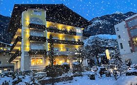 Hotel Haus Mühlbacher inklusive kostenfreiem Eintritt in die Alpentherme Bad Hofgastein Exterior photo