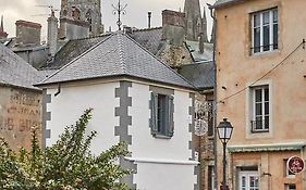 Villa La Plus Petite Maison De France Bayeux Exterior photo